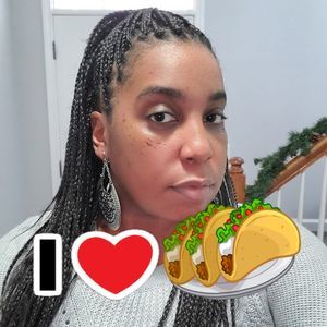 Meet your Posher, Alyse